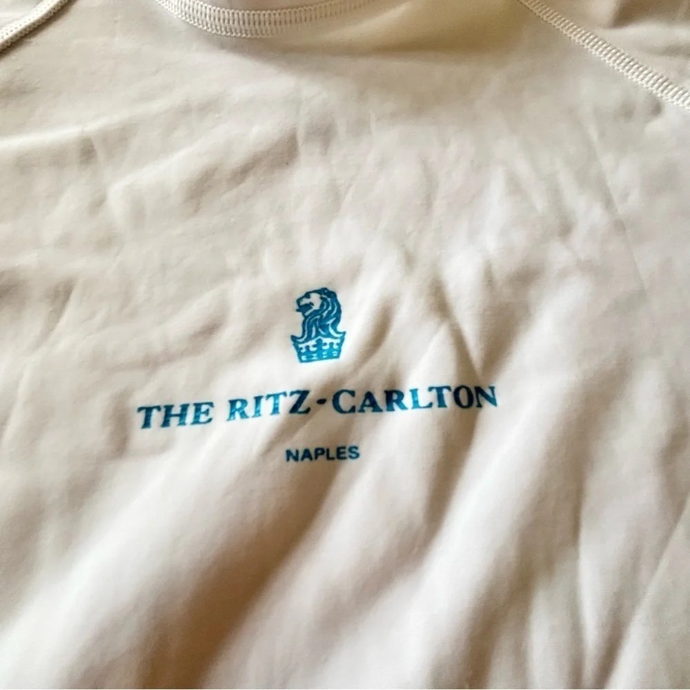 RITZ CARLTON NAPLES Kid’s White Short Sleeve Rash Guard UPF 50+ Size Youth XL